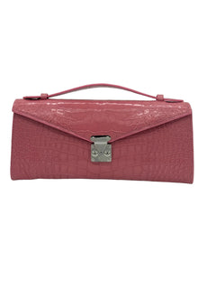 The Alligator Clutch