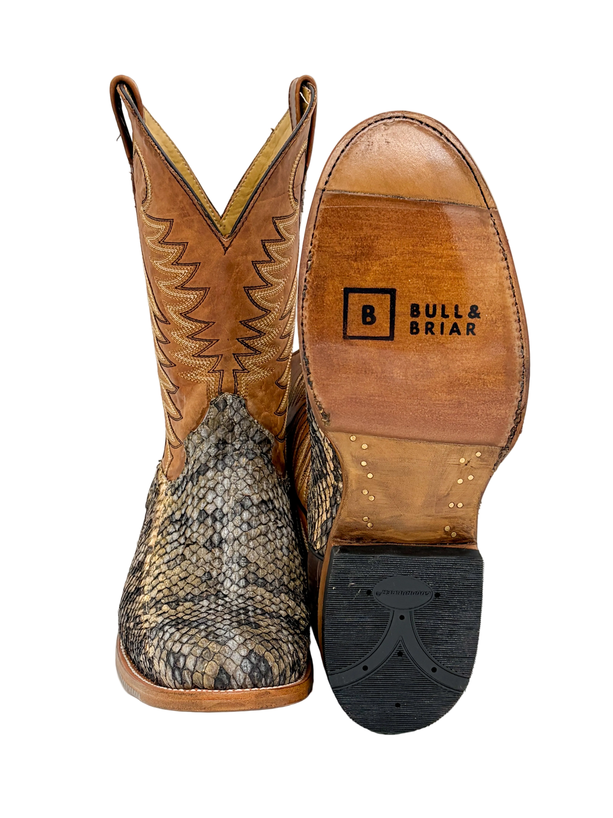 Alligator moccasin roper