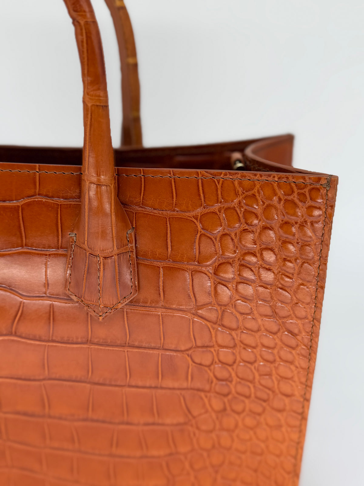 Alligator Market Tote - Cognac