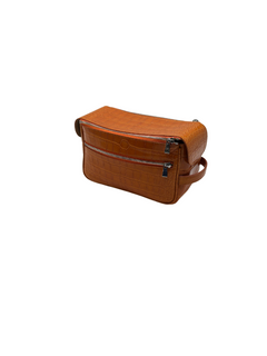 Bull & Briar Dopp Kit in Alligator in Orange